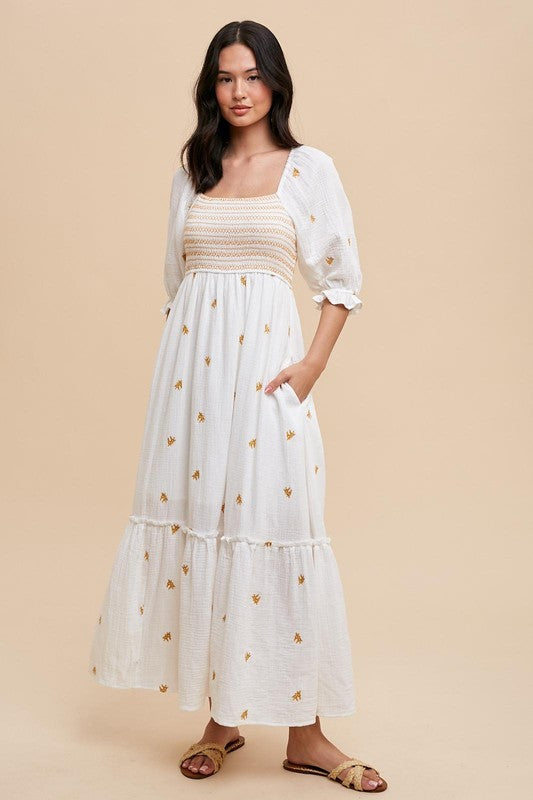 Lovely in Cream Dress (2/8 ARRIVAL)