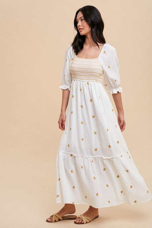 Lovely in Cream Dress (2/8 ARRIVAL)