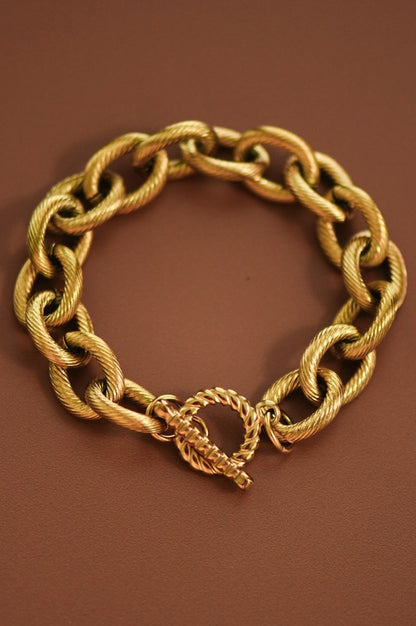 18K Gold Non Tarnish Chain Toggle Bracelet